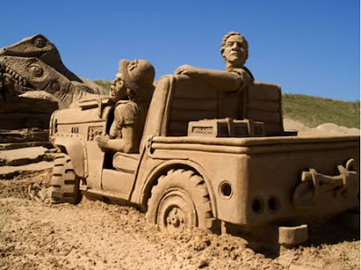 Mobil Terbuat Dari Pasir