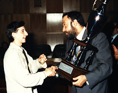 ENTREGA TROFEO CENTENARIO CERTAMEN OFICIAL DE JOTA 1986