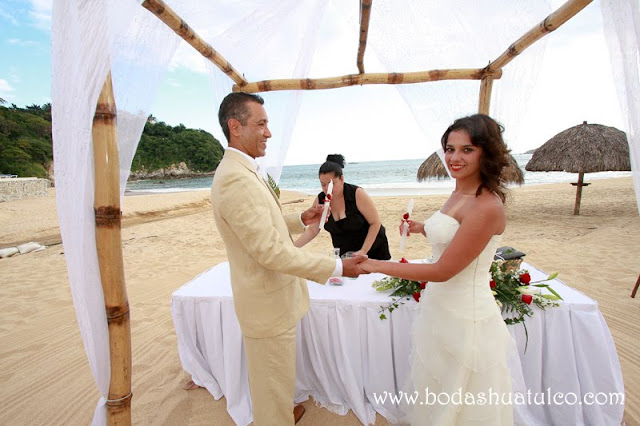 boda en playa, beach wedding, Oaxaca, México, Bodas Huatulco, Wedding Planner boda en playa, beach wedding, Oaxaca, México, Bodas Huatulco, Wedding Planner