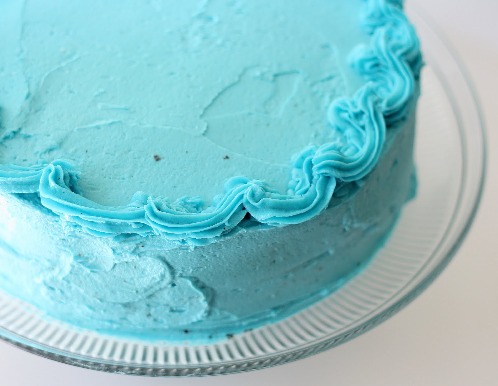 blue colour icing cake