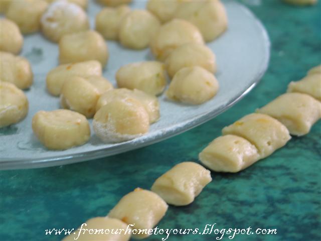 [Struffoli+002+(Small).jpg]