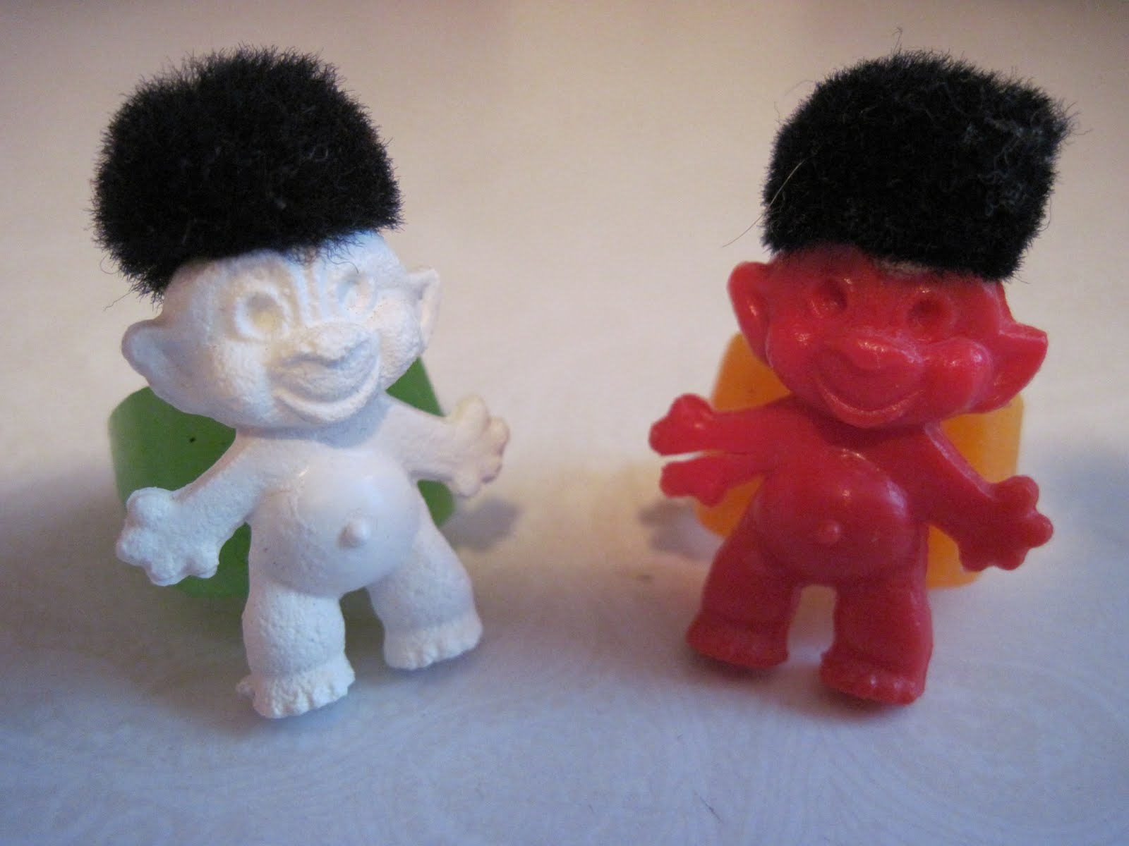 [gumball+rings+1.JPG]