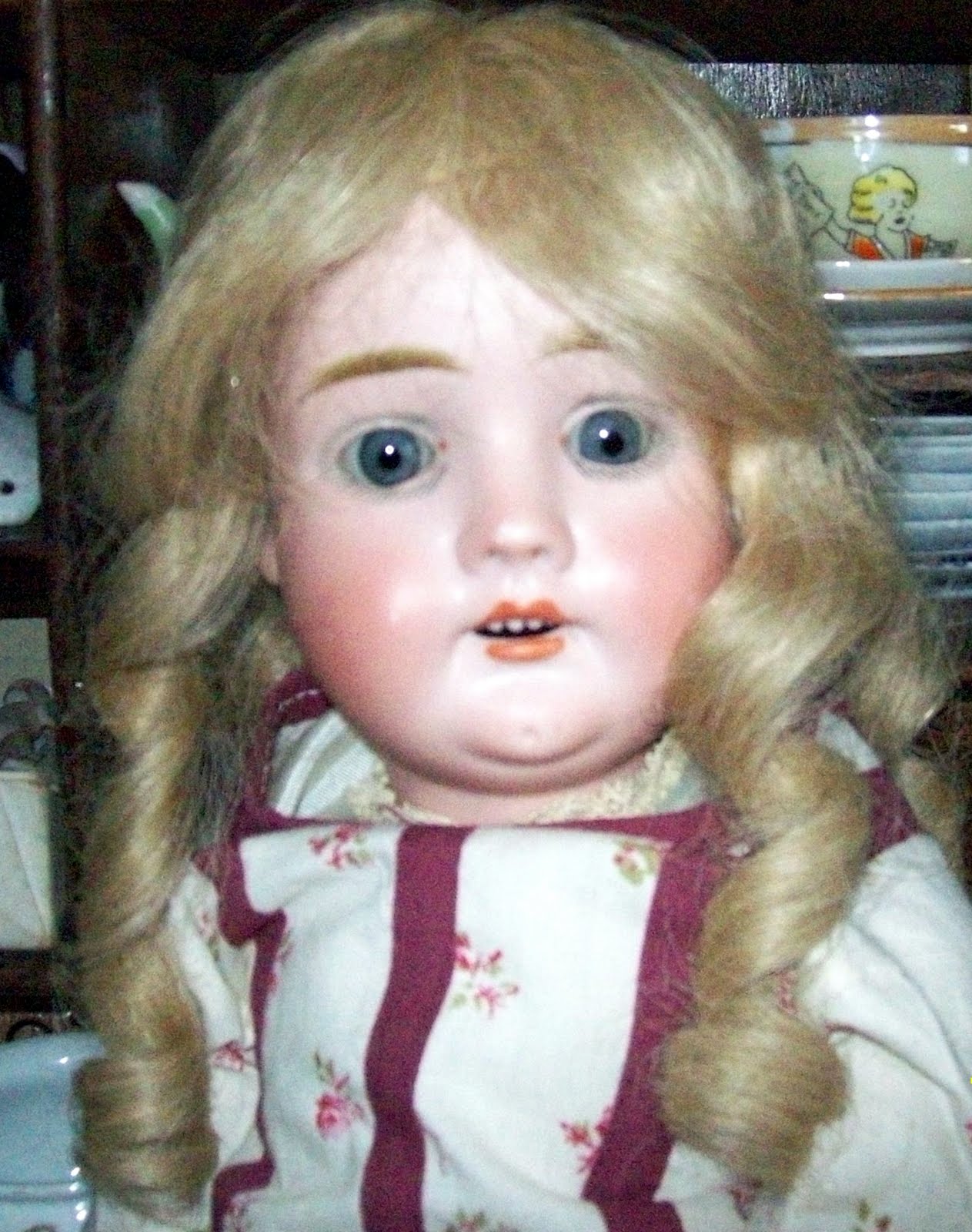 [big+doll+closeup.JPG]