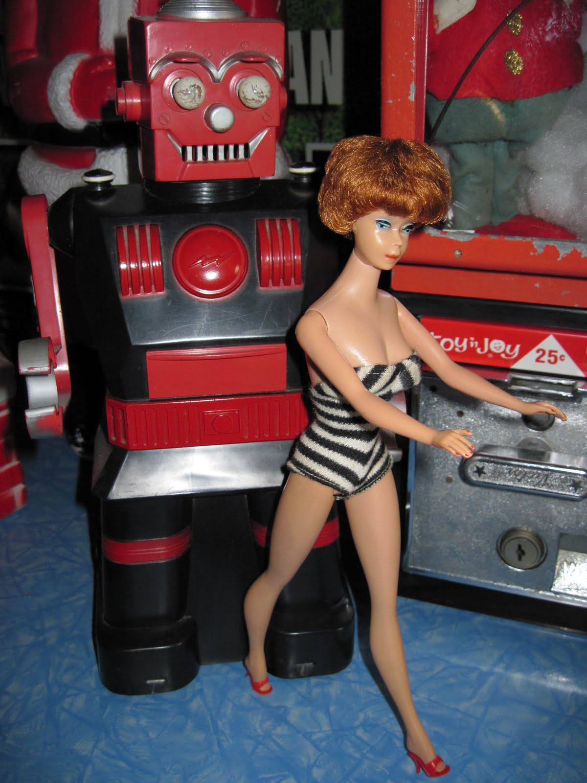 [bubblecut+barbie+with+robot.JPG]