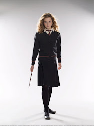 hermione granger uniform gryffindor hermoine watson emma
