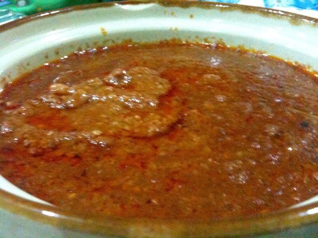 ida sweet home: NASI IMPIT, KUAH KACANG DAN AYAM SATE