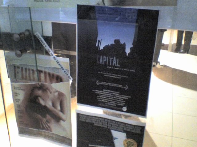 [09-11-07_afiche+en+cine+Capital.jpg]