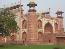 North Gate, the "veil" of the Taj Mahal