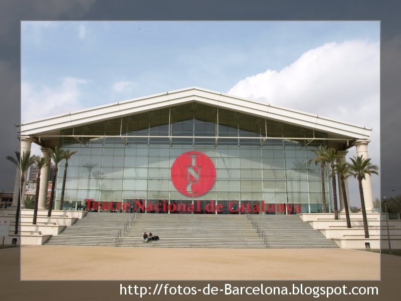 El Teatro Nacional de Cataluña y el Auditorio Fotos de Barcelona