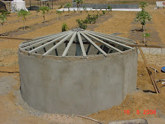 Os caibros da cobertura da cisterna