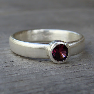 garnet silver ring