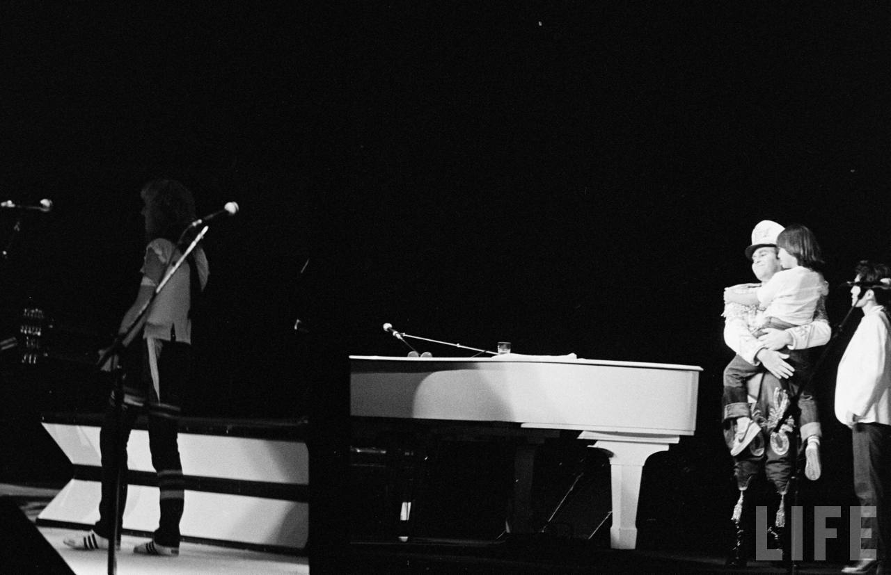 elton john´s pics Elton John and Yoko Ono and Sean Lennon