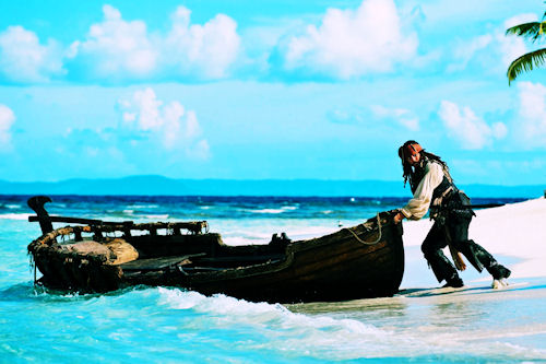 Jack Sparrow y su canoa de los Piratas de Caribe