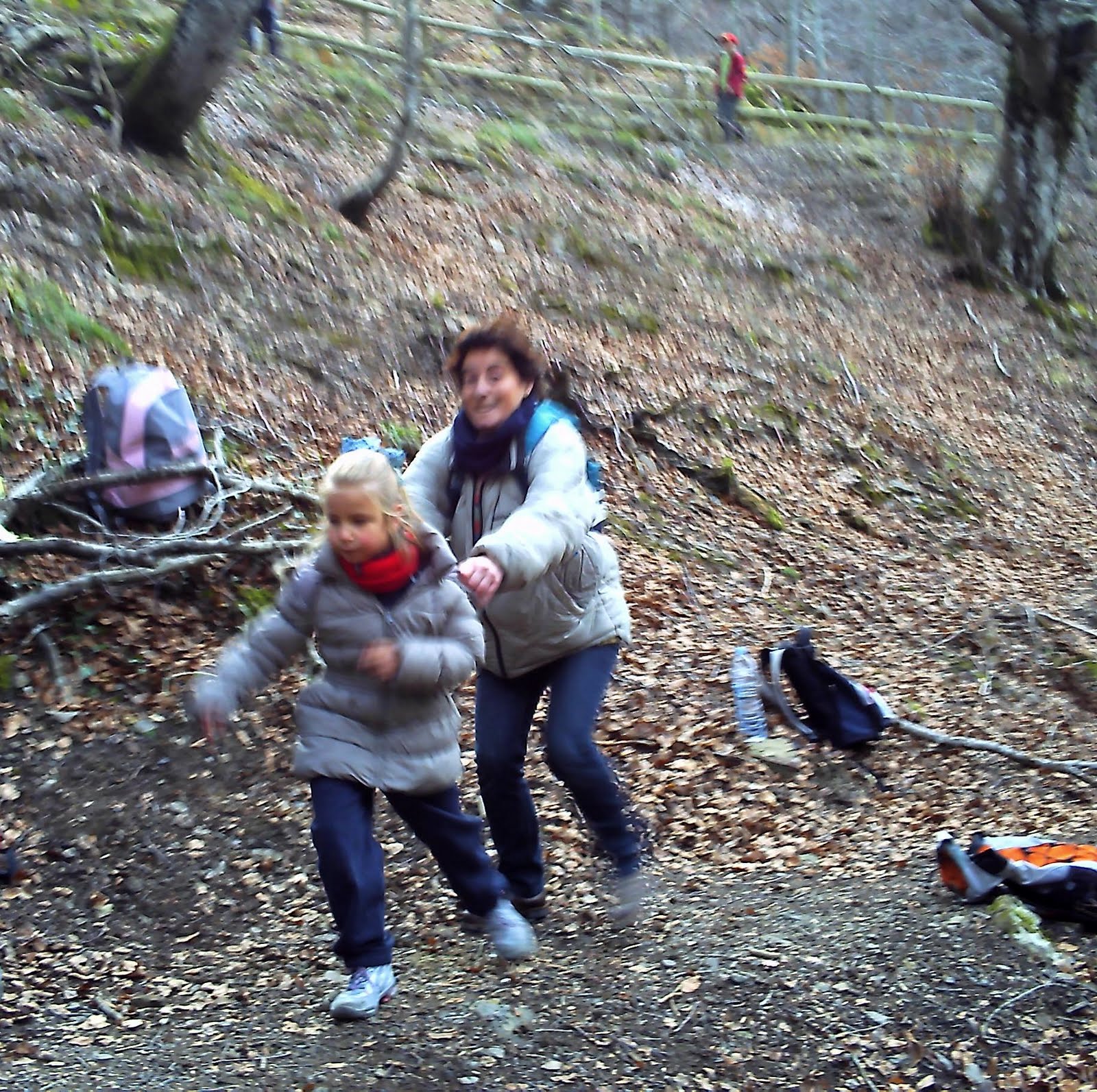 [PICT0035.JPG]