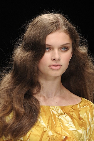 Makeup Womens Shopping: 2011 Spring Runway Hairstyle Trends