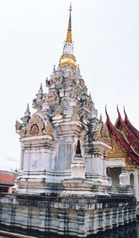 [pagoda-+srivijaya-di+thai.jpg]