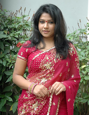 spicy side actress of tollywood jyothi hot and exposing stills in red saree