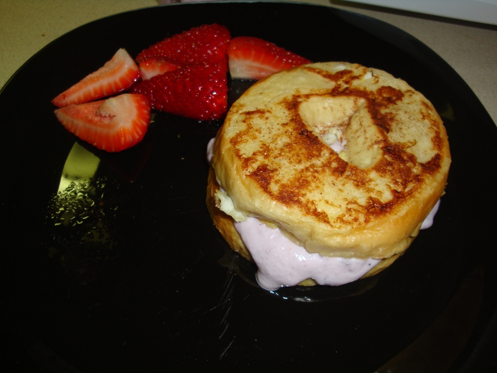 A Cookie and A Cupcake Ian's Blueberry Greek Yogurt French Toast Bagel