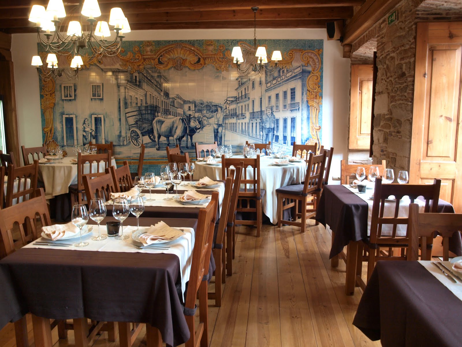 Dona Ines Castro Restaurante Dona Ines de Castro - Alcobaça: Apresentação