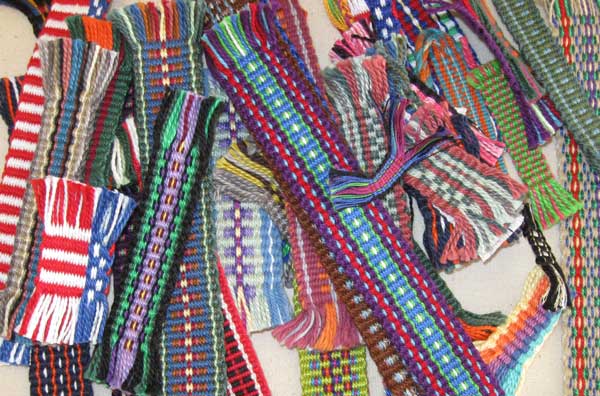 Boise Barefoot Weaver: Inkle Loom Weaving Part Three