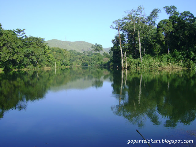 യാത്രയിലെ കാഴ്ചകള്‍