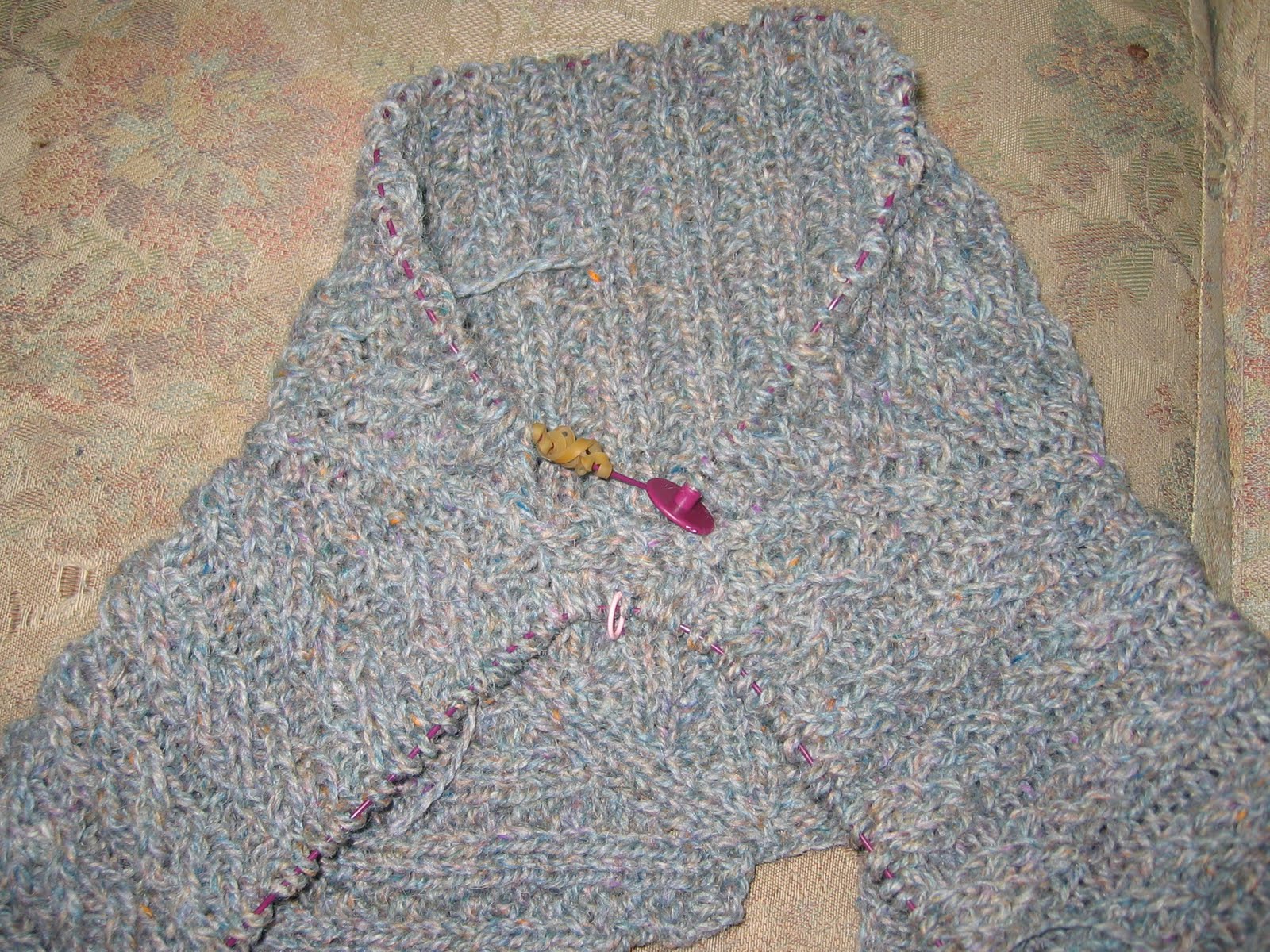 Knitting Outside the Lines Unvented Underarm Gusset