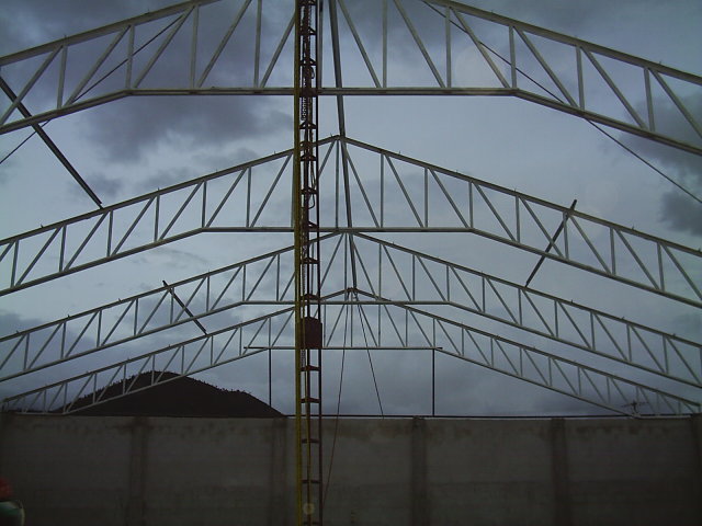 ESTRUCTURAS  DE DOS AGUAS