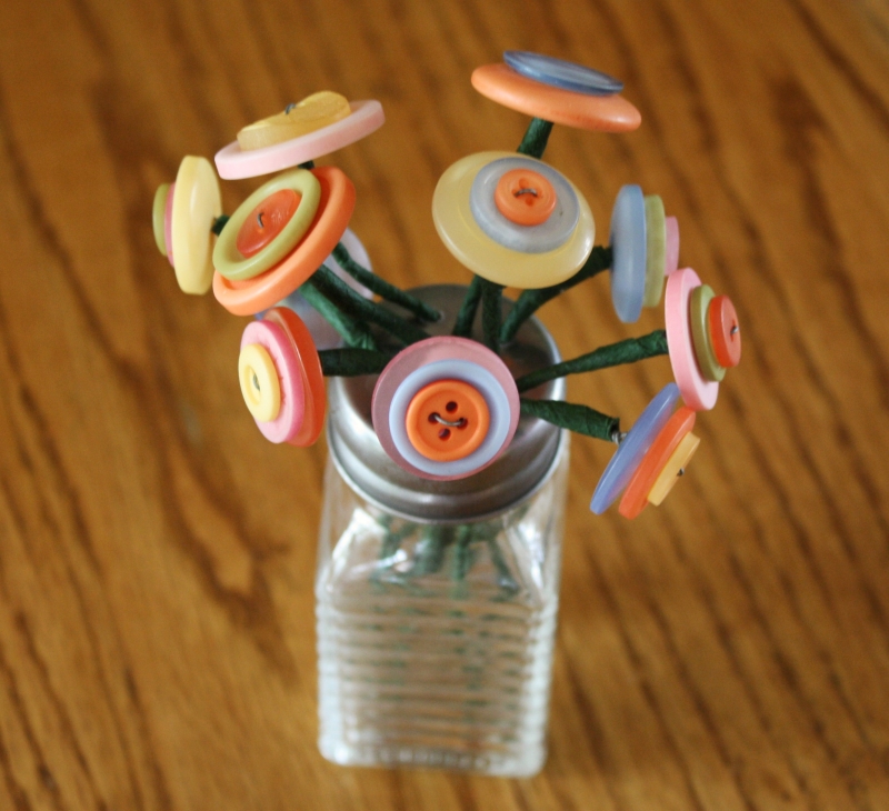 How to Make a Button Bouquet-in a Salt & Pepper Shaker! - Aubree Originals
