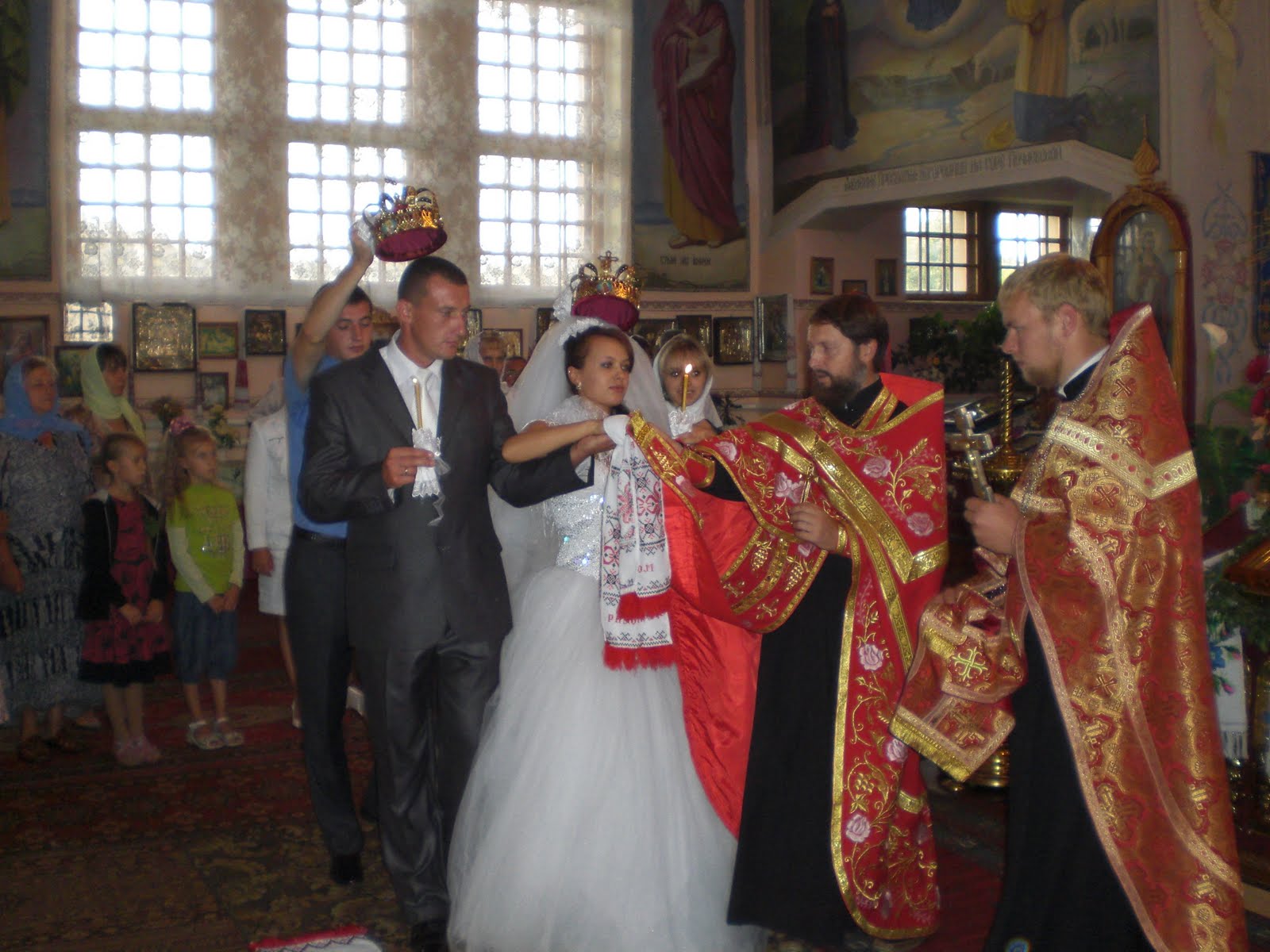ukrainian wedding headpiece