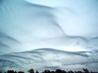 Las nubes imposibles ... la mano de Dios Las nubes imposibles ... la mano de Dios