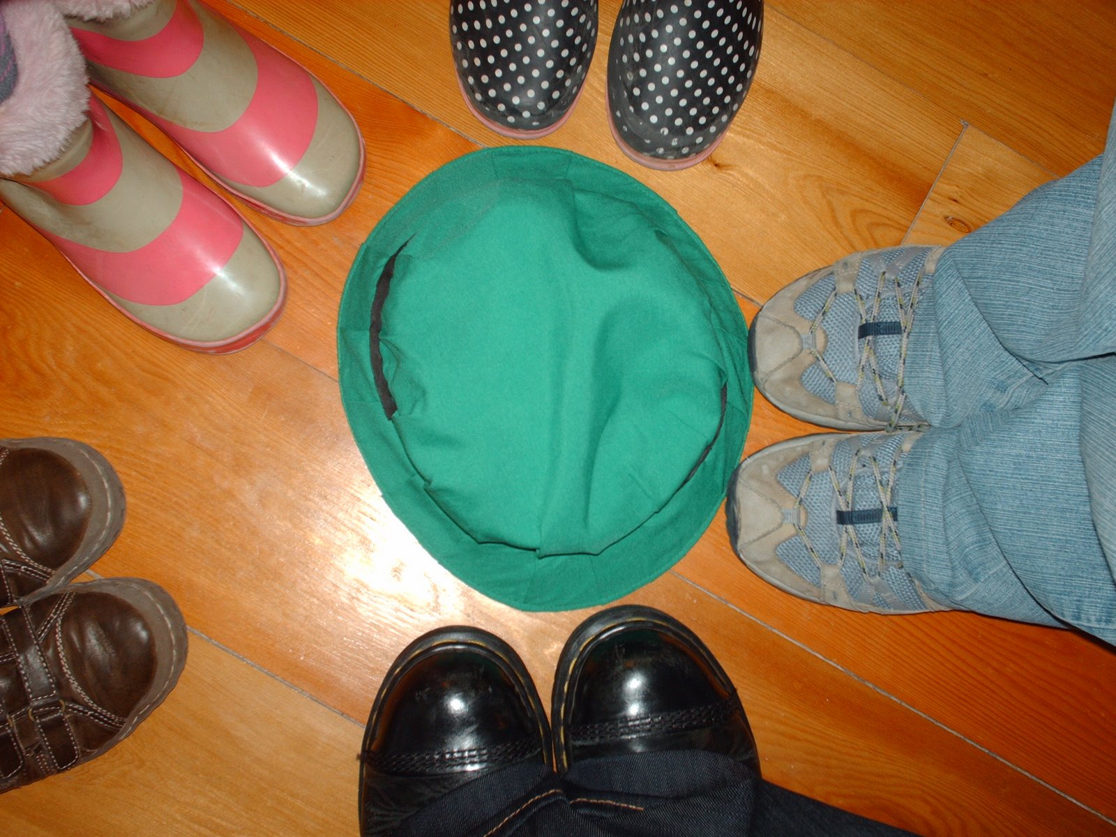 [phi_22_out+013.jpg]