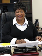 Dr. Alice Roach, the 2008 SLPS Principal of the Year.: Carnahan’s Dr ...