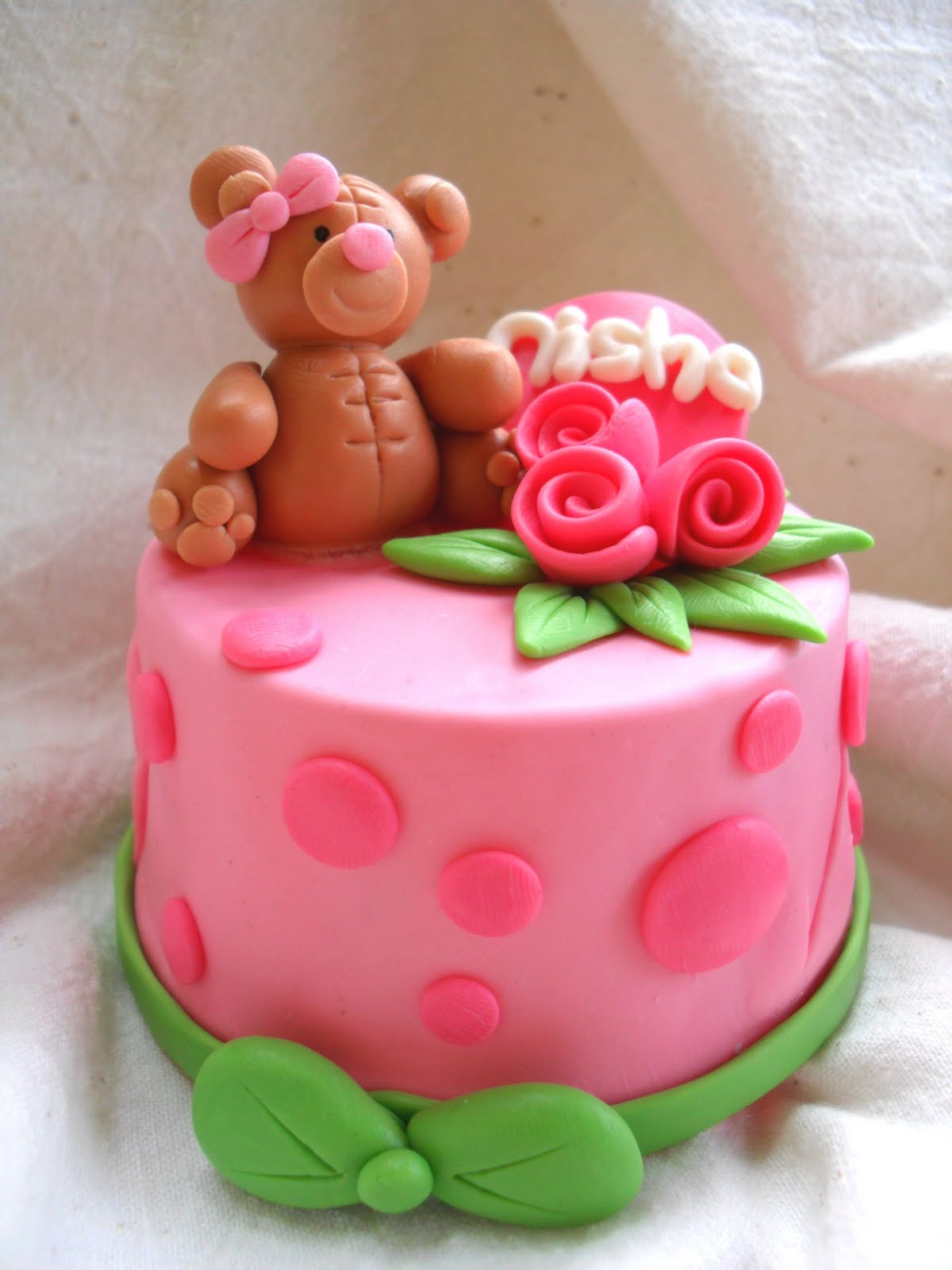 colorss-clay-accessories-100-handmade-with-love-teddy-bear-clay-cake