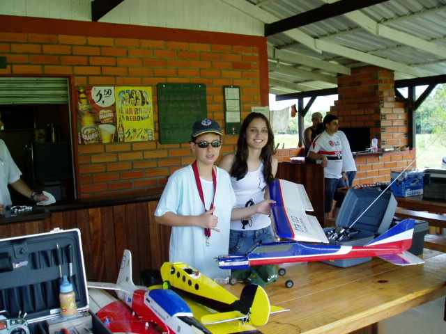 [Rafael+e+Mariana.jpg]