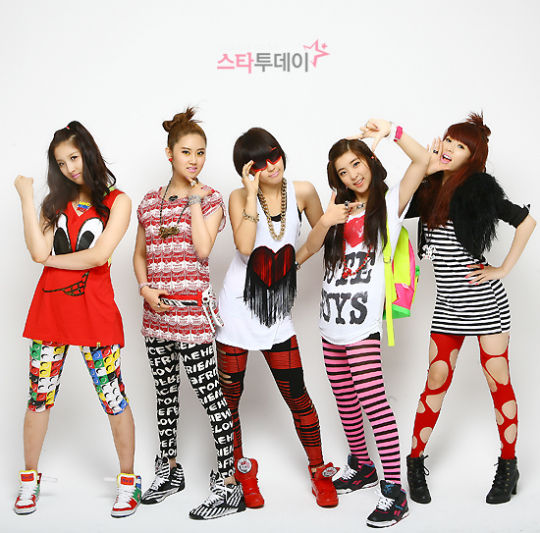 Minute girls. Minute girls. группа 4minute. Minute girls. 4 minute стикеры.