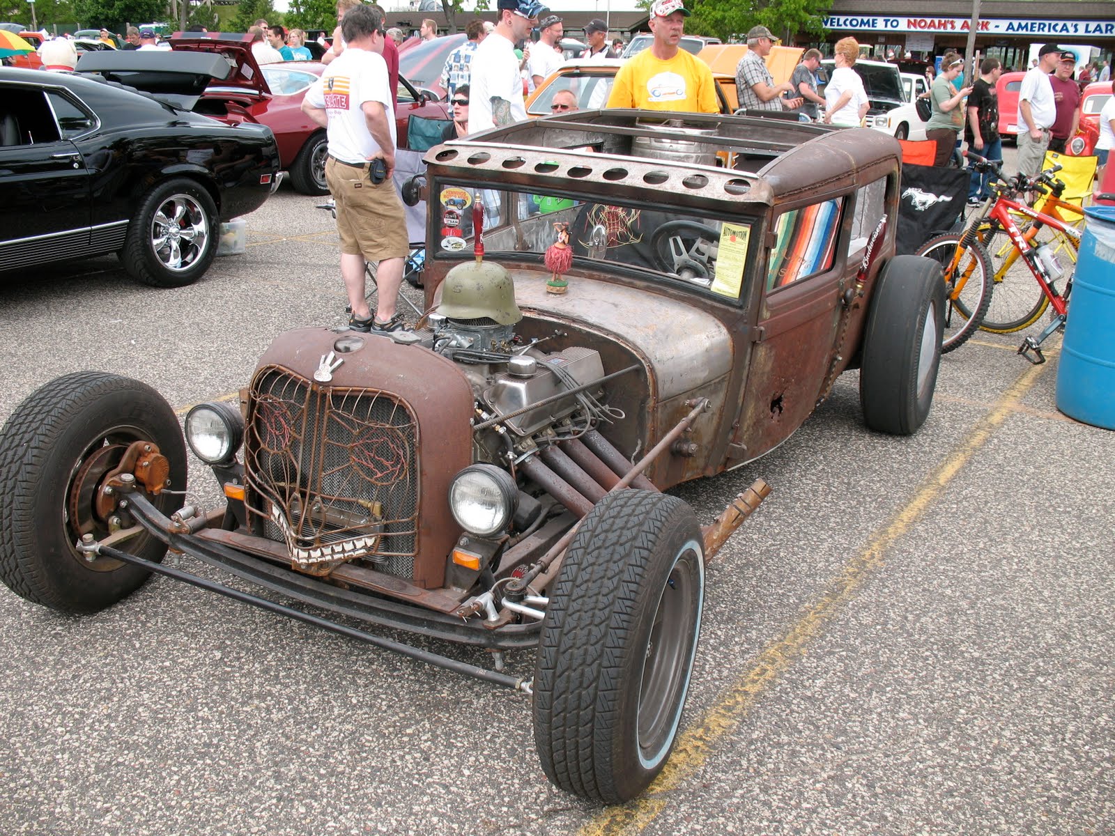 Old Fashioned Tips Wordless Wednesday Car Show, Wisconsin Dells, WI