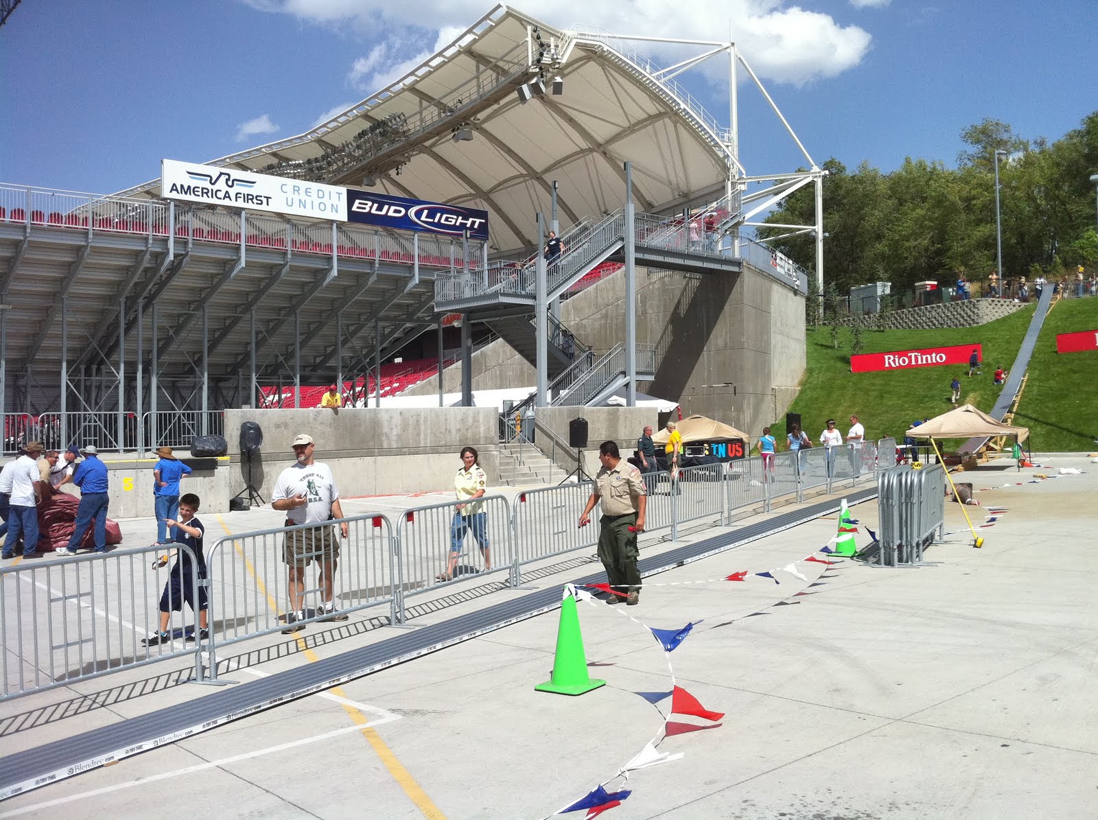 The Cheezy Blog Spot of Kels Goodman LONGEST PINEWOOD DERBY TRACK
