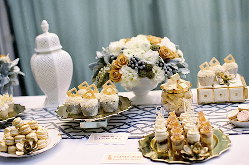 Sweet Tooth Dessert Table Sparkling New Year S Eve Isn T It Fabulous How Well The Dining Table Coordinates With Dessert S Design That No Accident By Using Same Linens Flowers