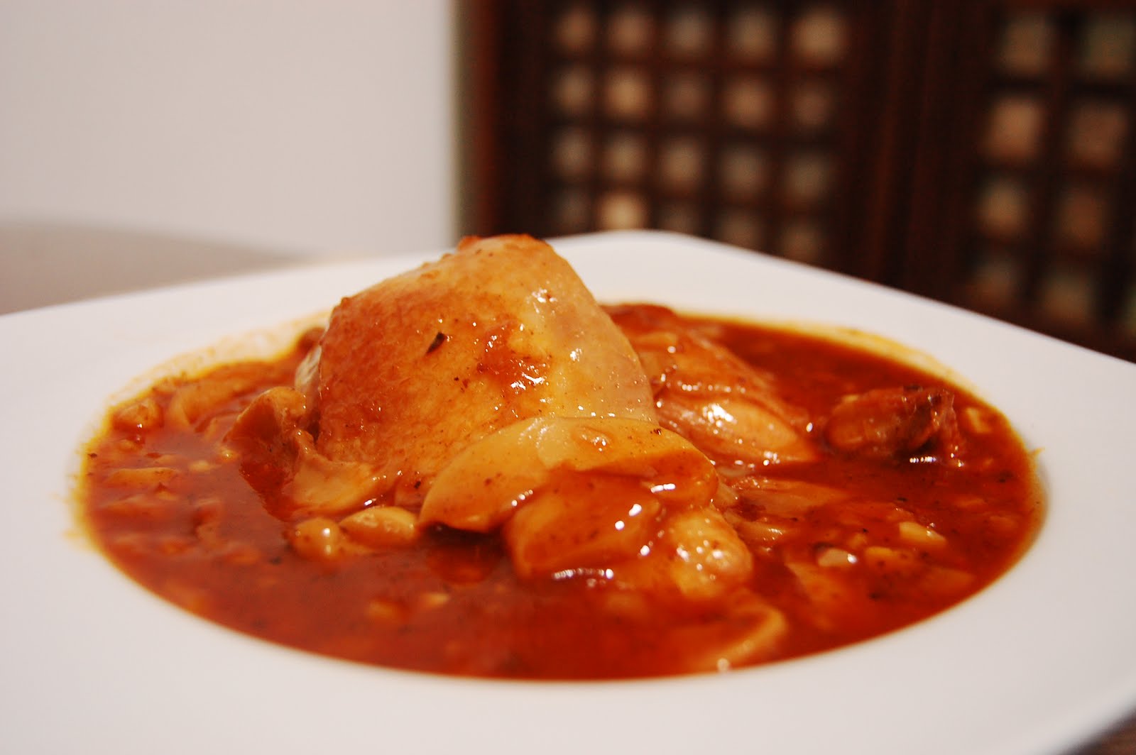 Sexy Nomnom Pan Roasted Chicken and Potatoes In Red Wine Reduction