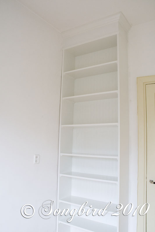 Wonderbaar How to give an Ikea Billy Bookcase a built-in look. Full tutorial. GI-48