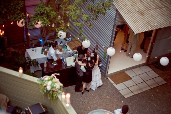 [backyard-wedding1.jpg]