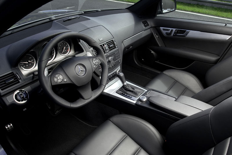 [rezza foournito_C63_AMG_5.jpg]