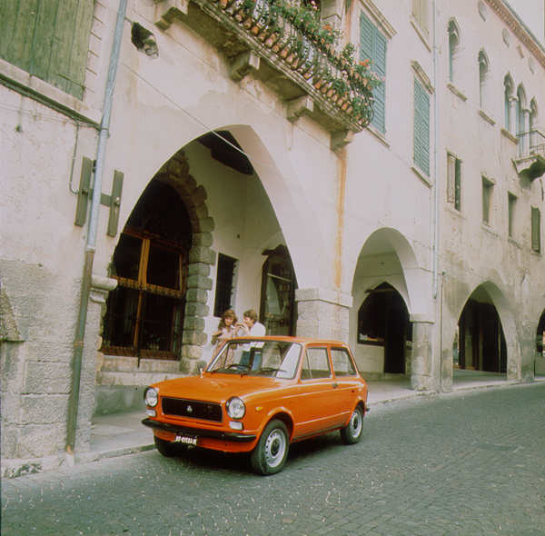 [rezza foournito_A112_1025.jpg]