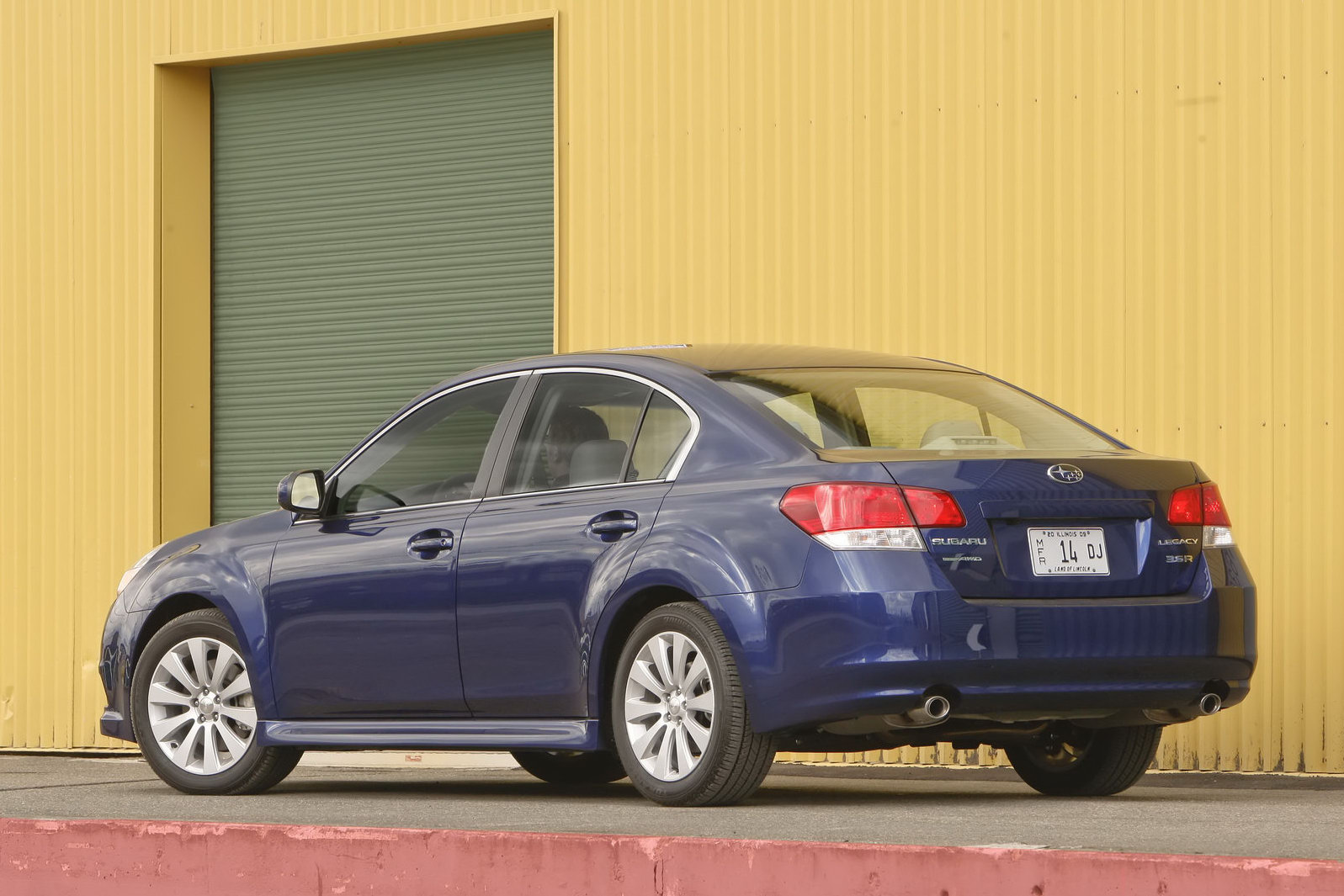 Minor Updates for 2011 Subaru Legacy Sedan and Outback