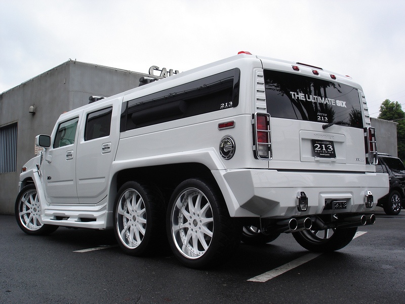Japan's 213 Motoring Builds the Ultimate Six Hummer H2