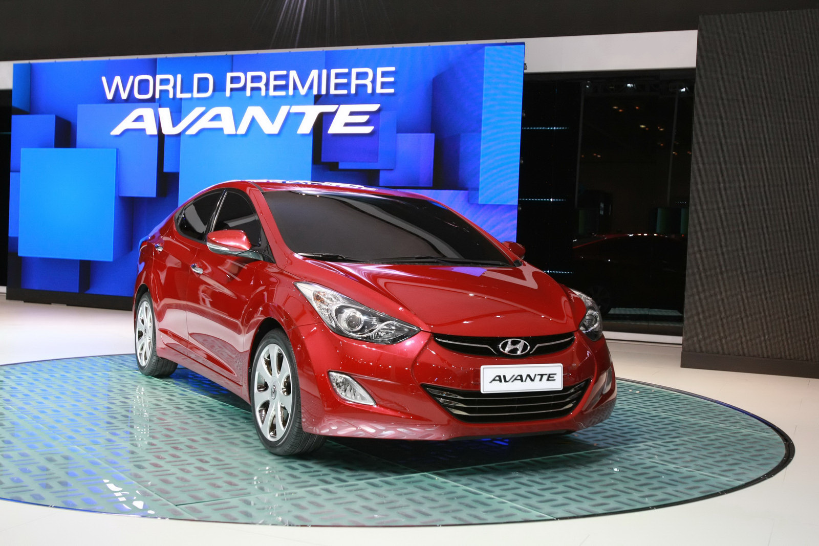 THE CAR: All-New Hyundai Elantra / Avante Sedan Unveiled at Busan Motor ...