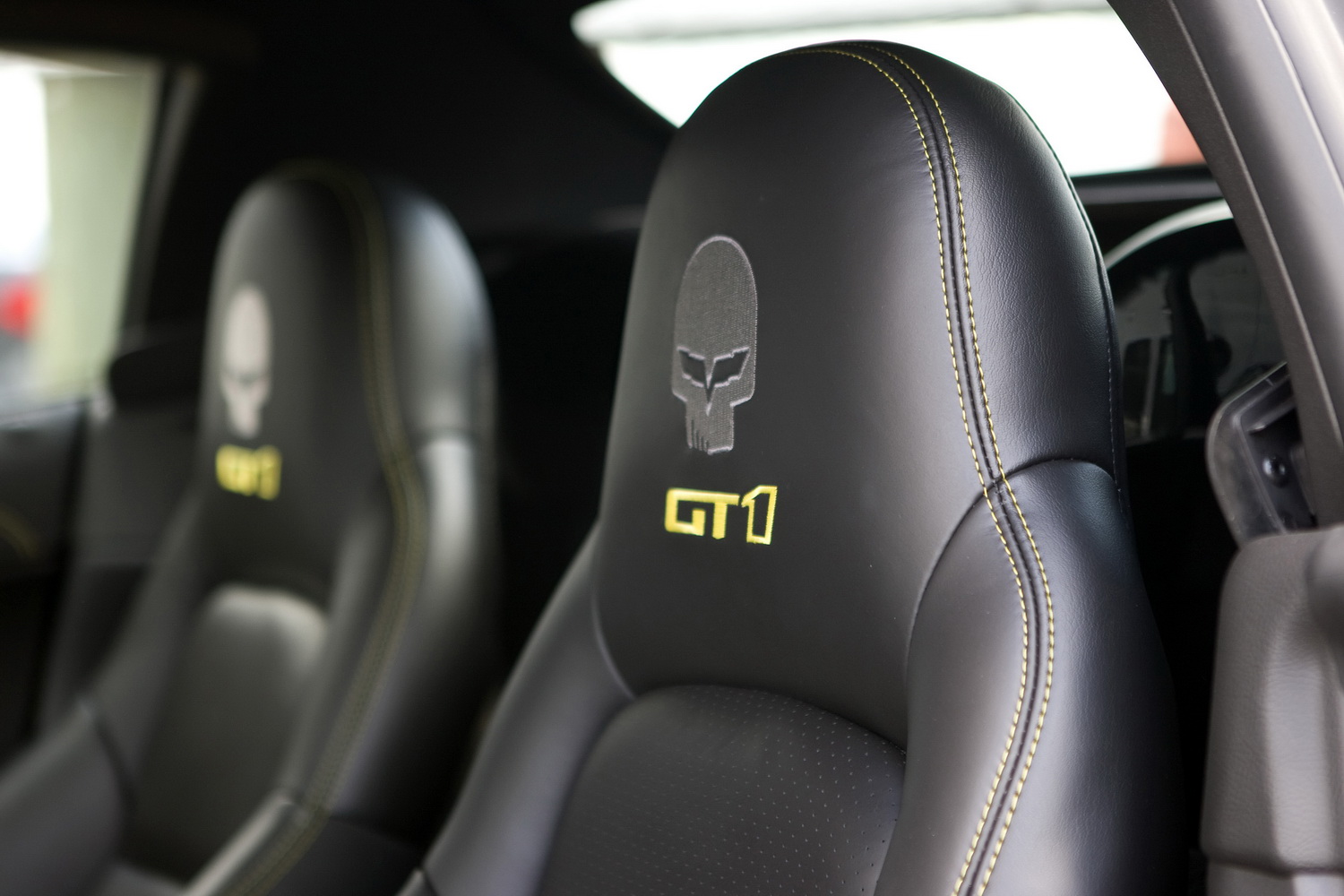 [Corvette-GT1-6.jpg]