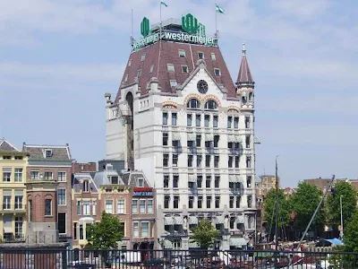 White House - Witte Huis in Rotterdam