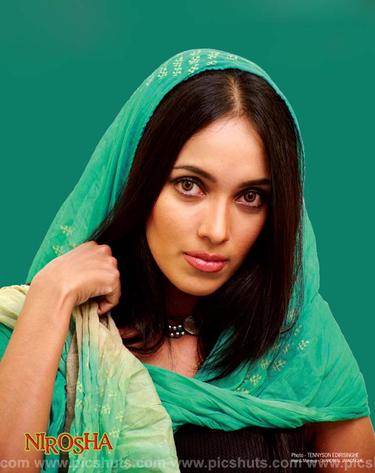 Nirosha%2BPerera%2B5.jpg