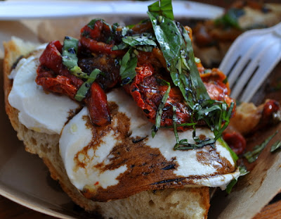 Bread. cheese, and tomato